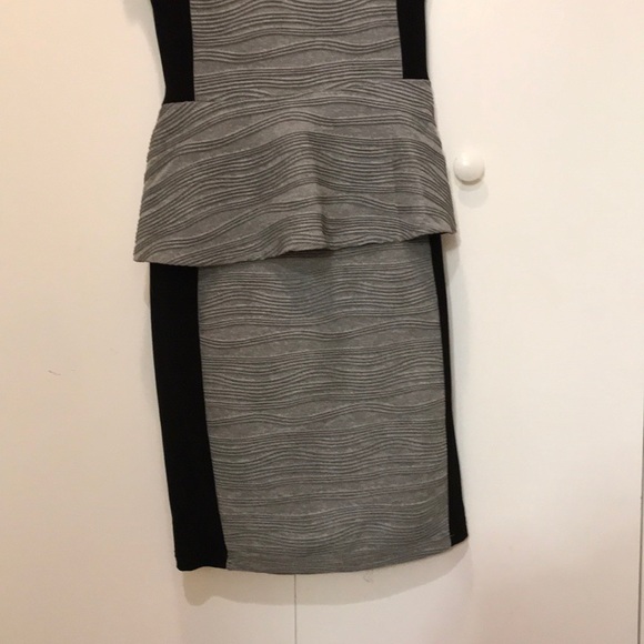 Dress - Picture 4 of 8